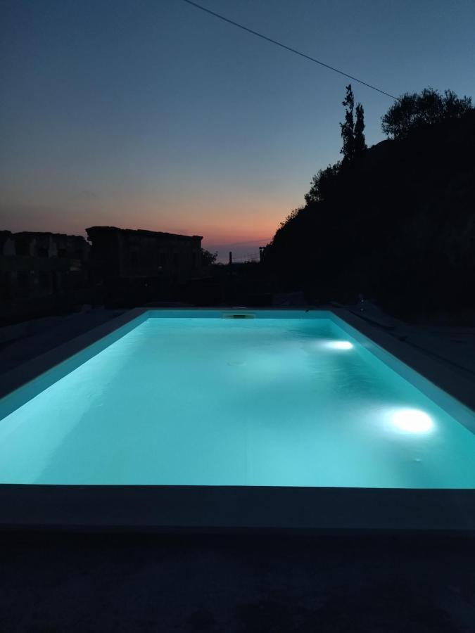 Villa Serenity Vóvikes Eksteriør bilde