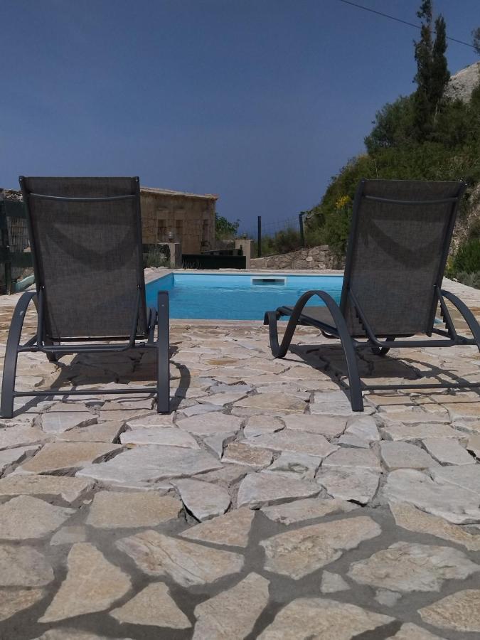 Villa Serenity Vóvikes Eksteriør bilde