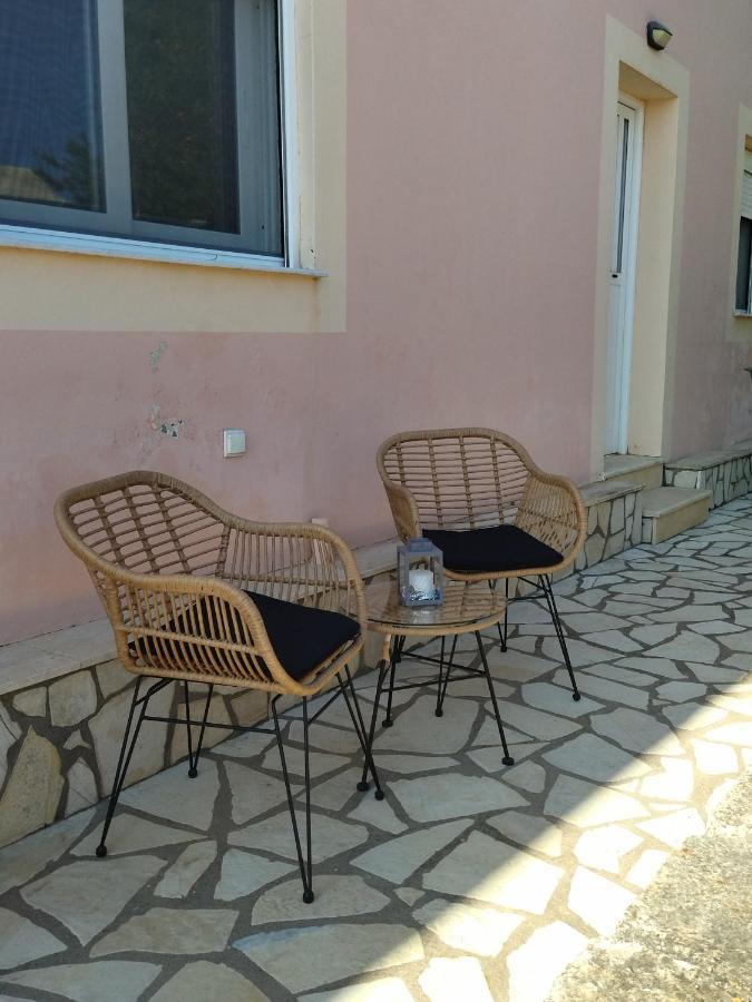 Villa Serenity Vóvikes Eksteriør bilde