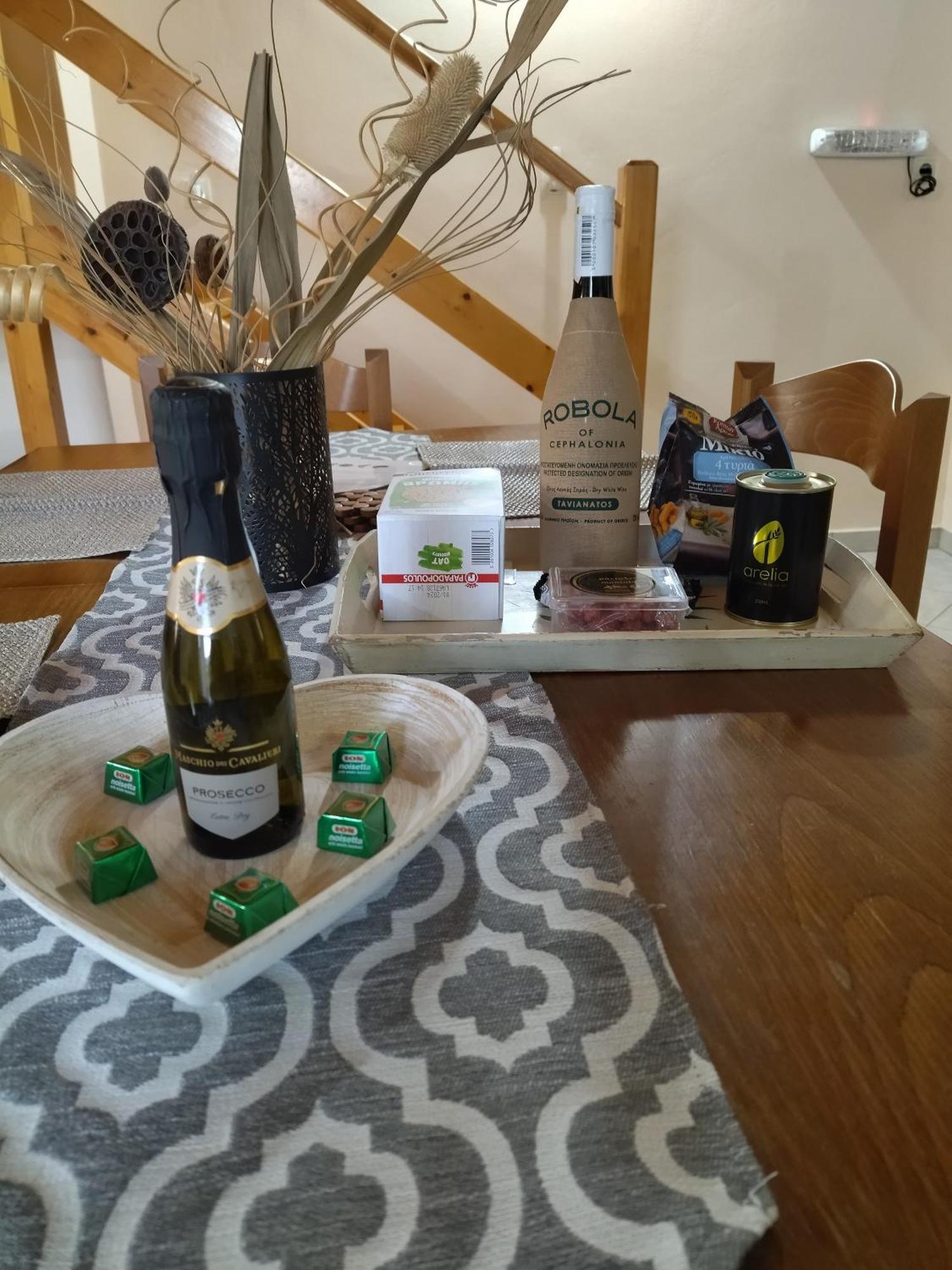 Villa Serenity Vóvikes Eksteriør bilde